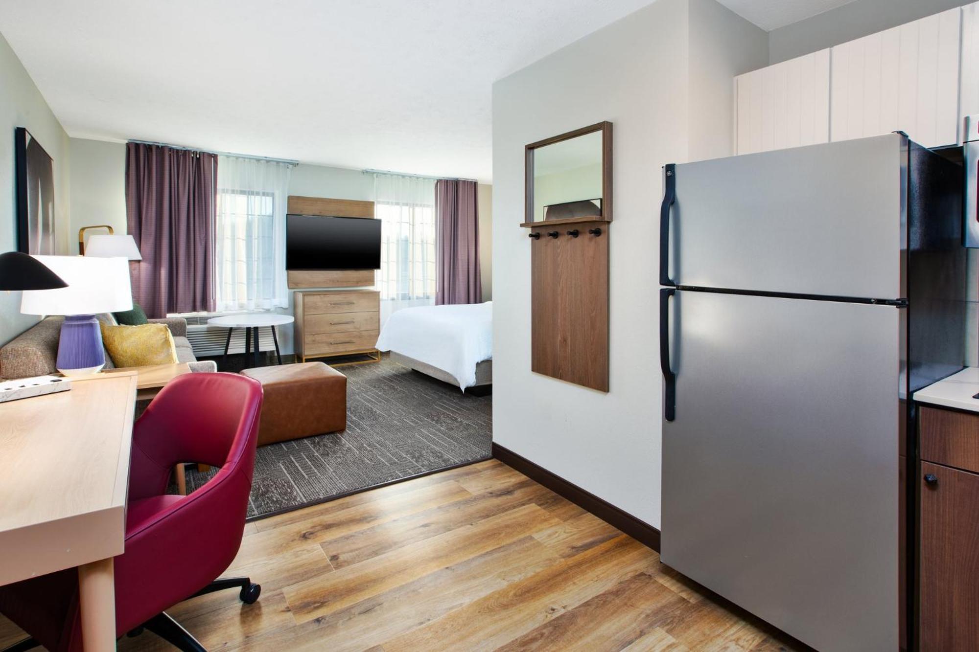 สเตย์บริดจ์ สวีท โอมาฮา 80 แอนด์ ดอดจ์ Hotel ภายนอก รูปภาพ